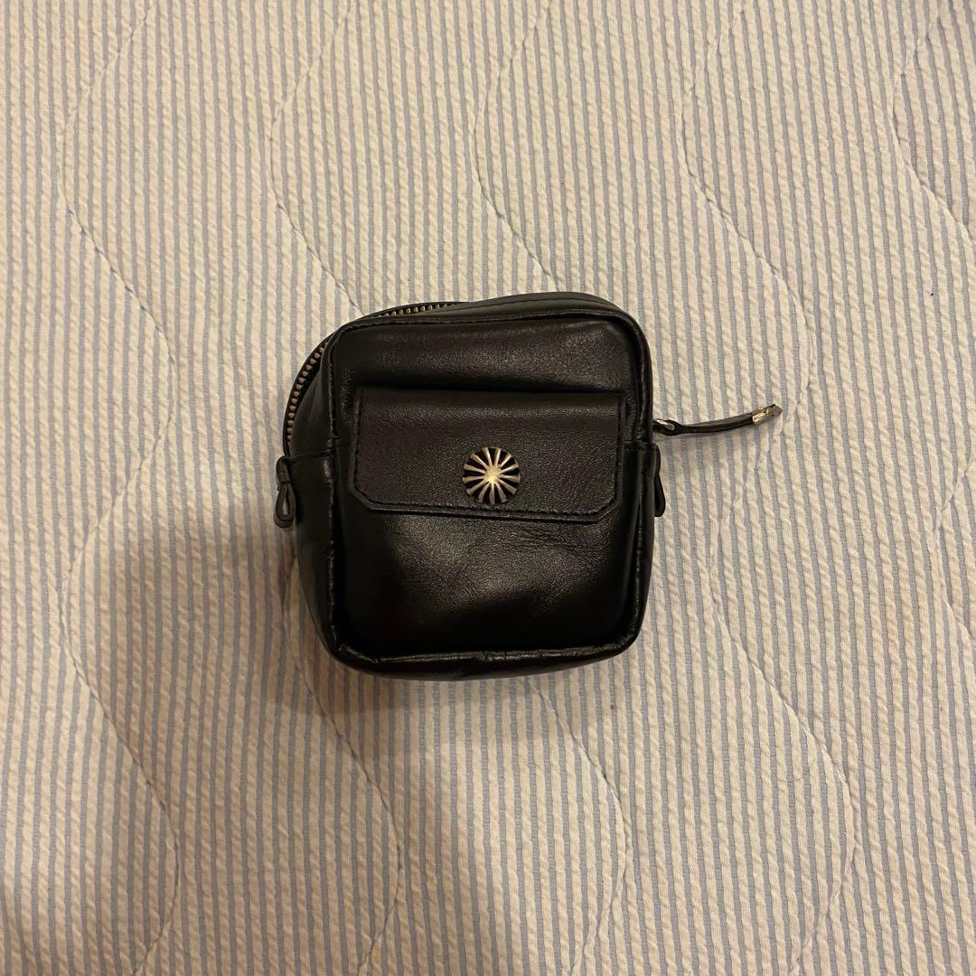 togapulla トーガプルラ ボディバッグ　ウエストポーチ