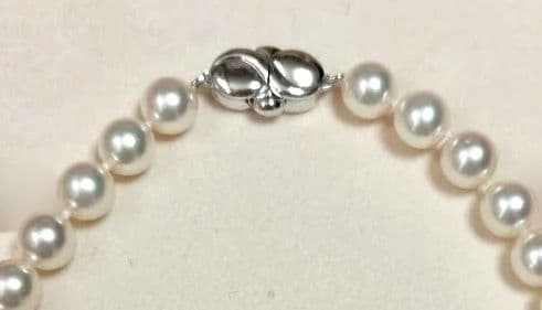 アコヤ真珠　ネックレス　ピアス　セット8.5mm〜8.9mm　三越　鑑別書付き