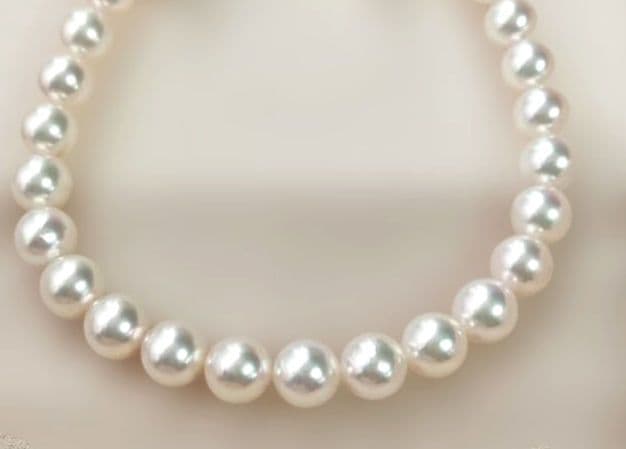 アコヤ真珠　ネックレス　ピアス　セット8.5mm〜8.9mm　三越　鑑別書付き