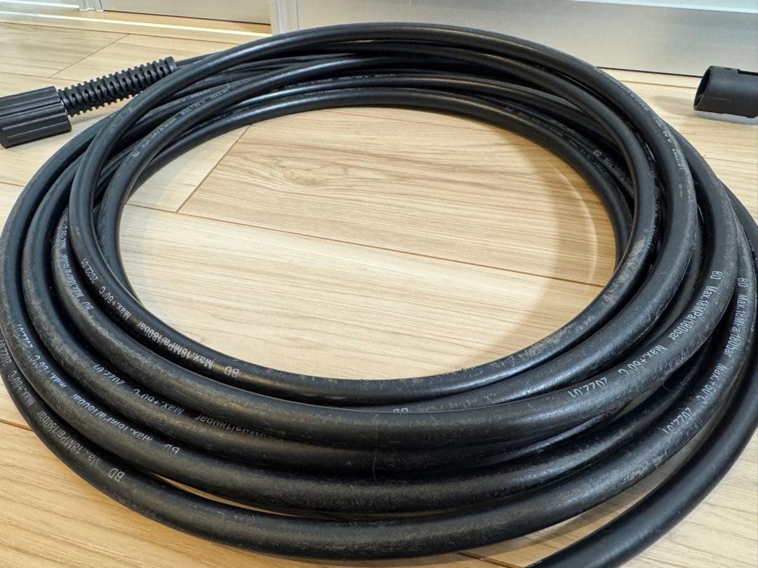 【専用デッキブラシ付】タンク式高圧洗浄機 アイリスオーヤマ SBT-512N