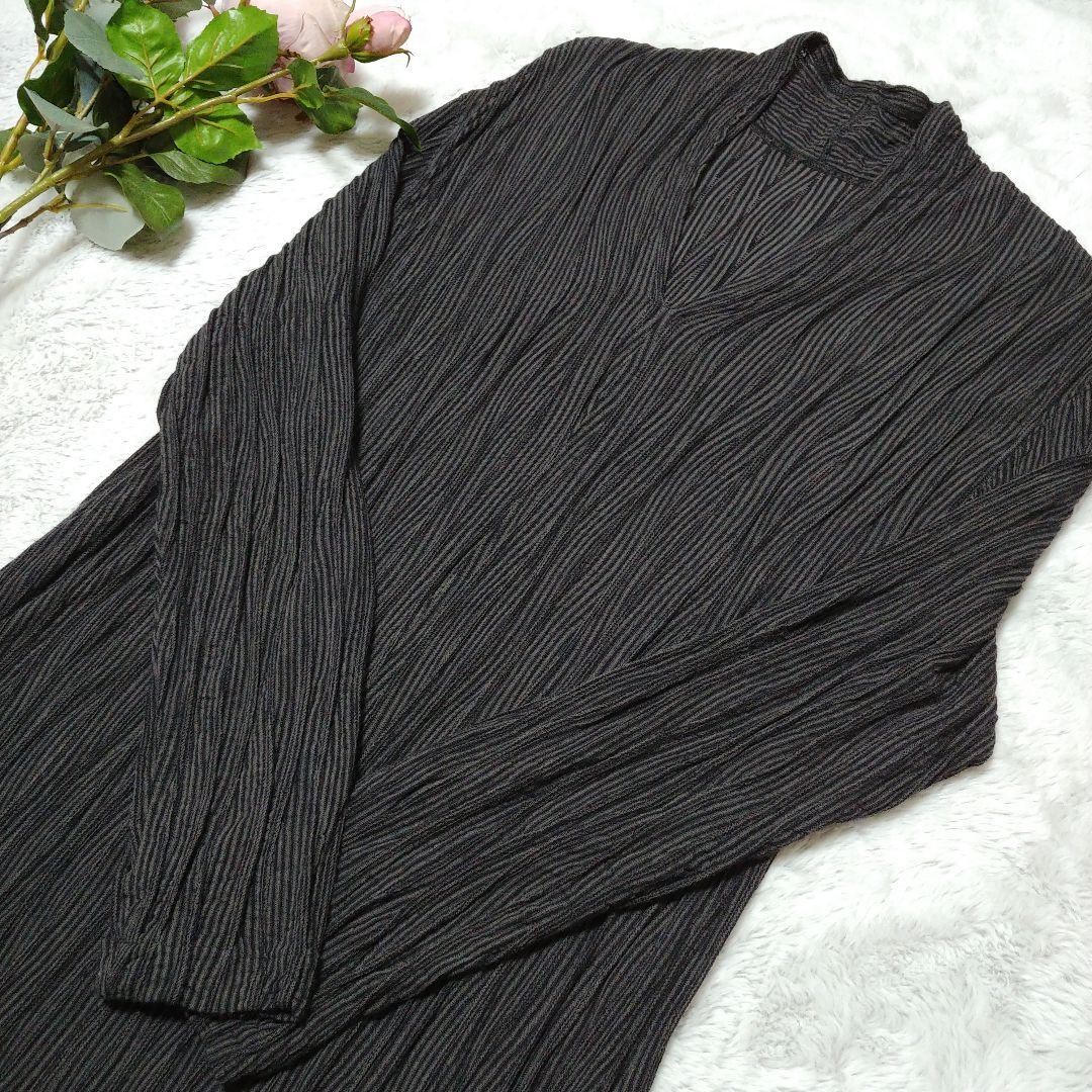 ヨーガンレール　Vネックニットロングワンピース 長袖 ダークカラー