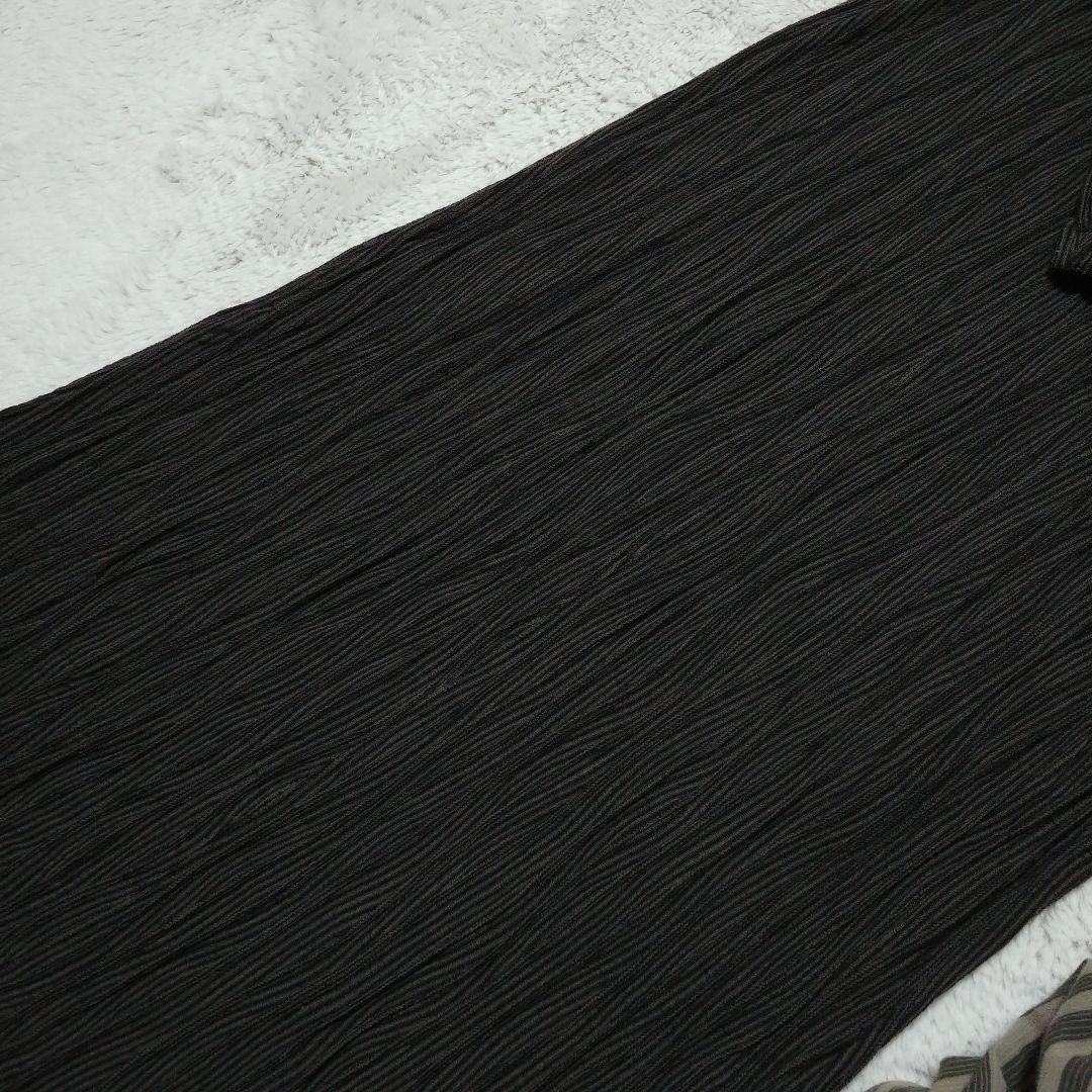 ヨーガンレール　Vネックニットロングワンピース 長袖 ダークカラー