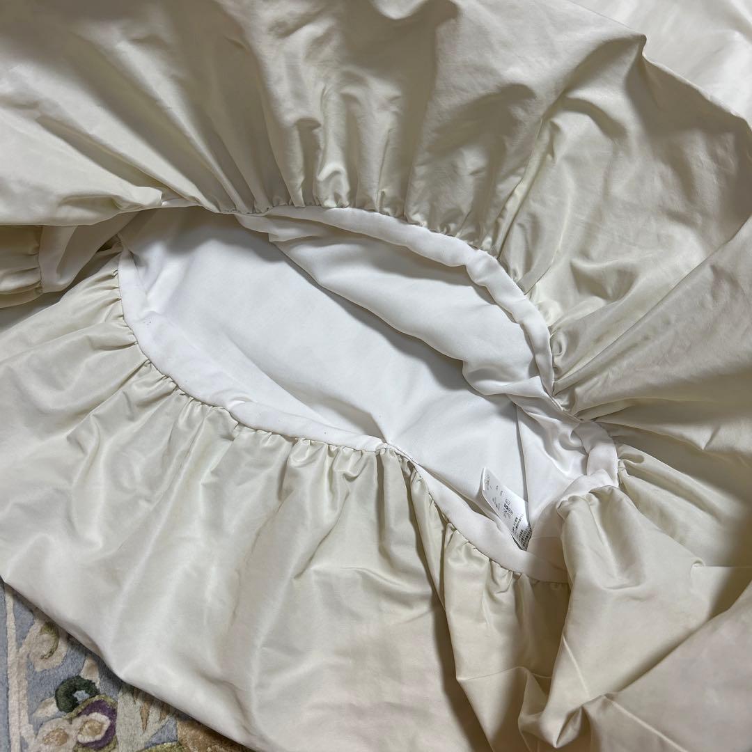 heveタフタバルーンブラウス