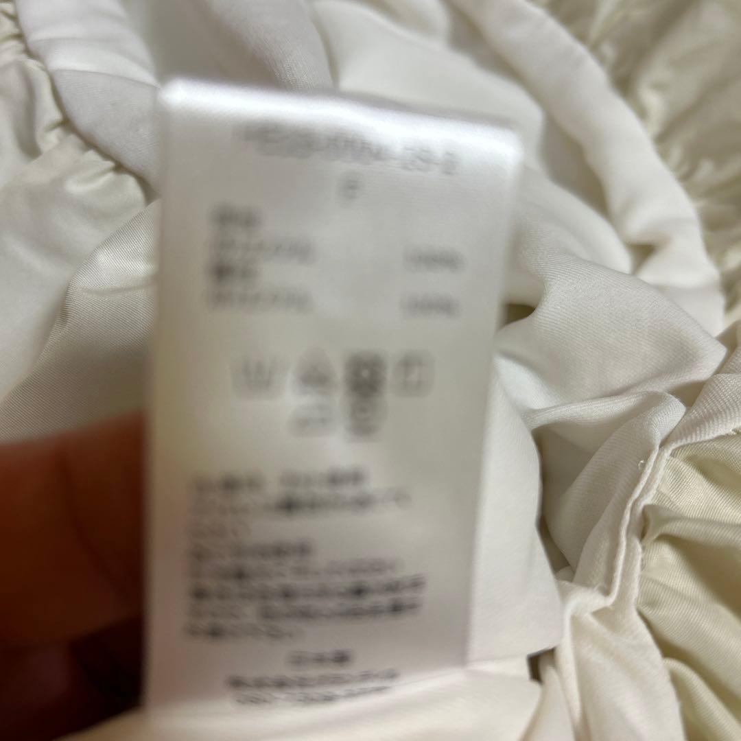 heveタフタバルーンブラウス