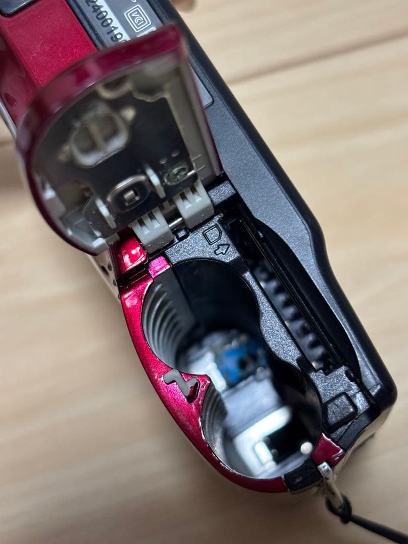 Nikon COOLPIX コンパクトデジタルカメラ レッド