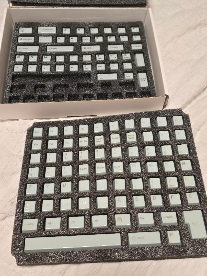 日本未発売色　awekeys フルメタルキーキャップセット