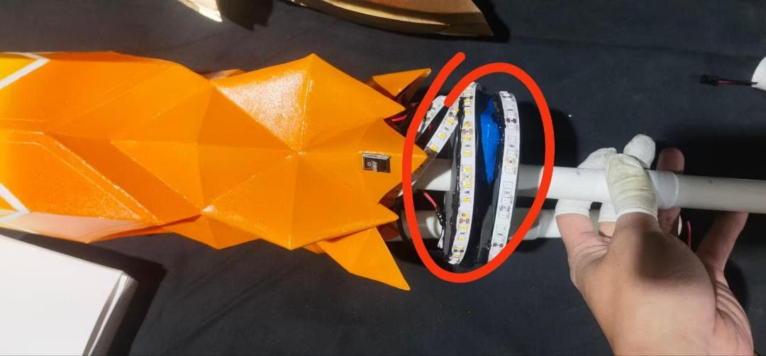 専用ページ　発光機能付き　崩壊 スターレイル 開拓者 炎 コスプレ　武器