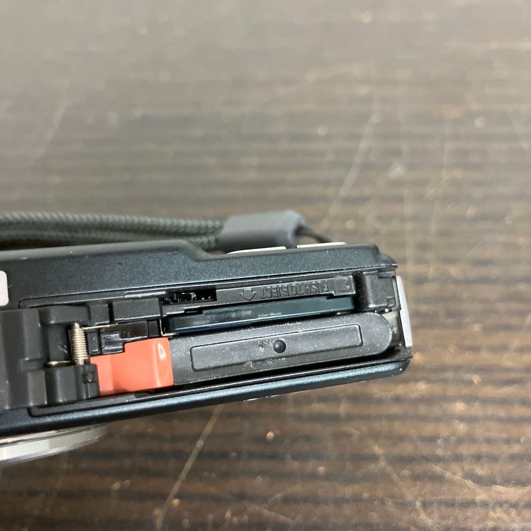 OLYMPUS FE-240 コンパクトデジタルカメラ