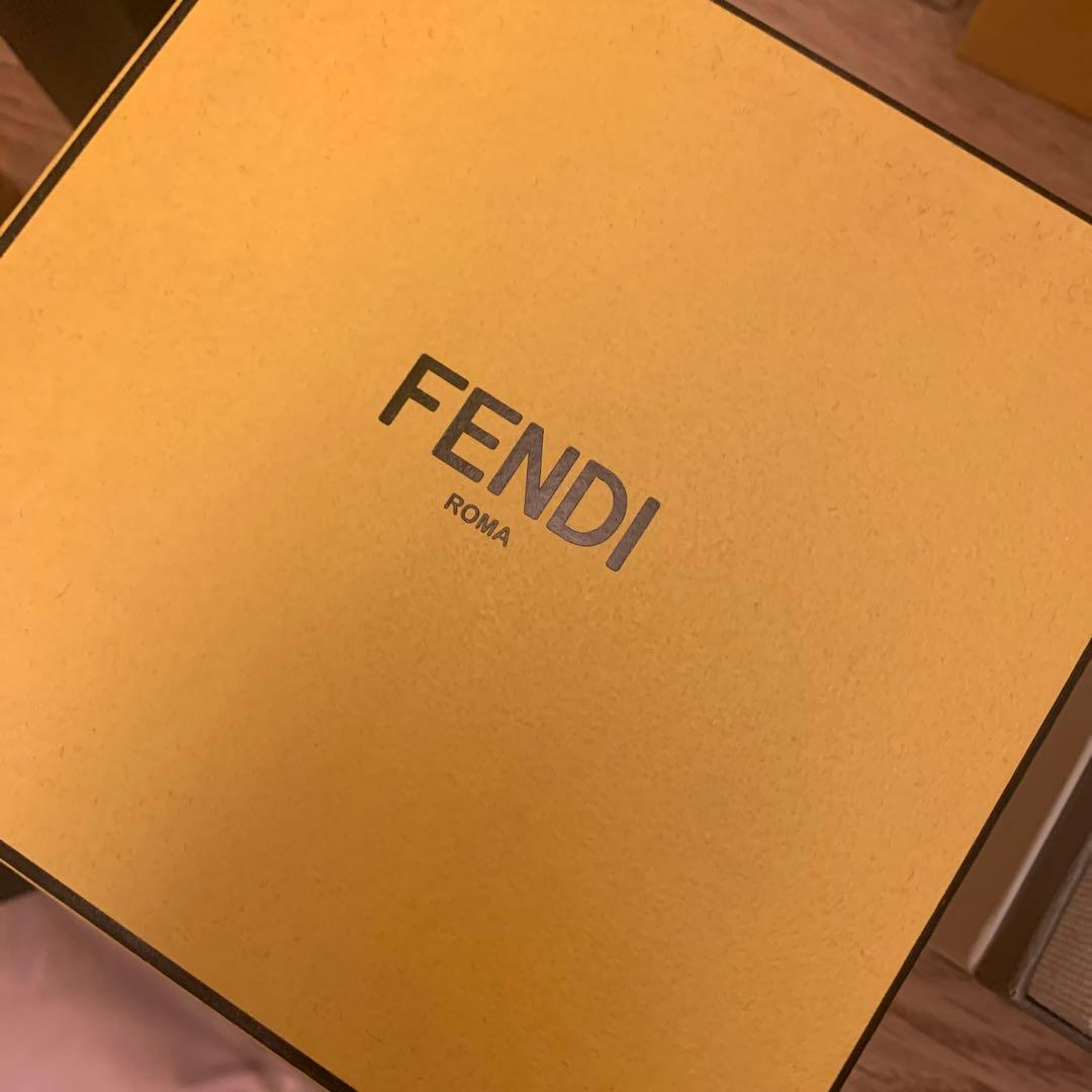 フェンディ　オーロック　ブレスレット