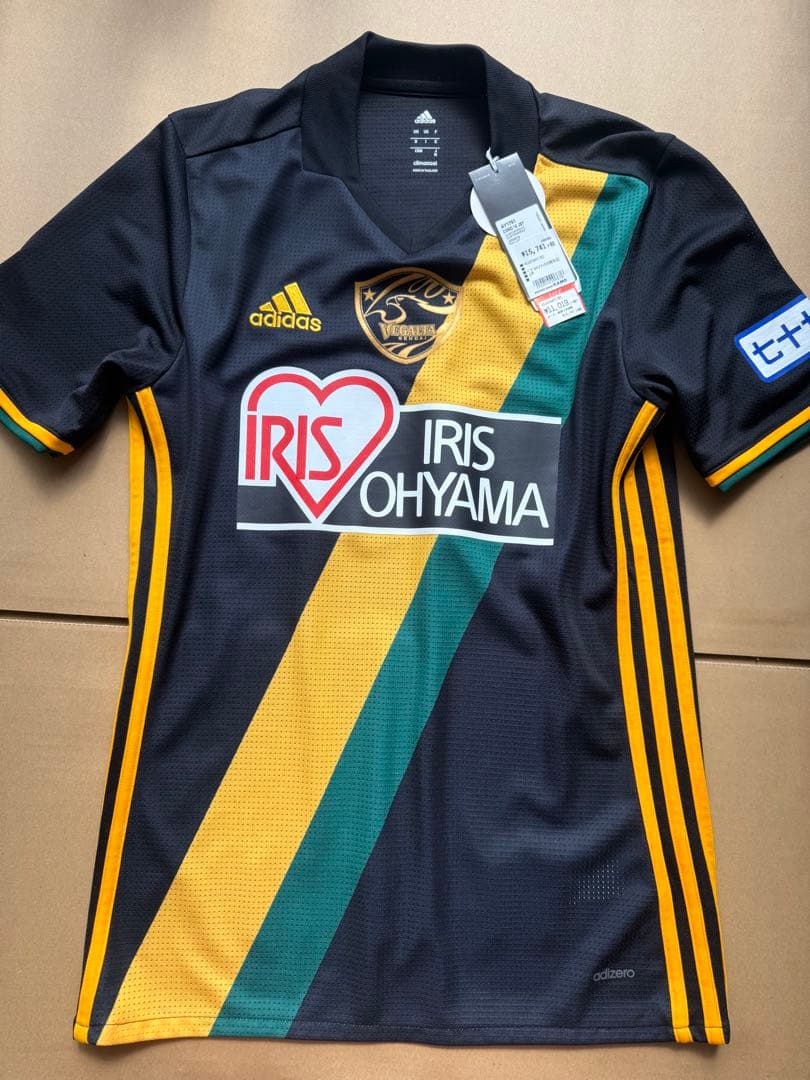 ベガルタ仙台ユニフォーム　Mサイズ