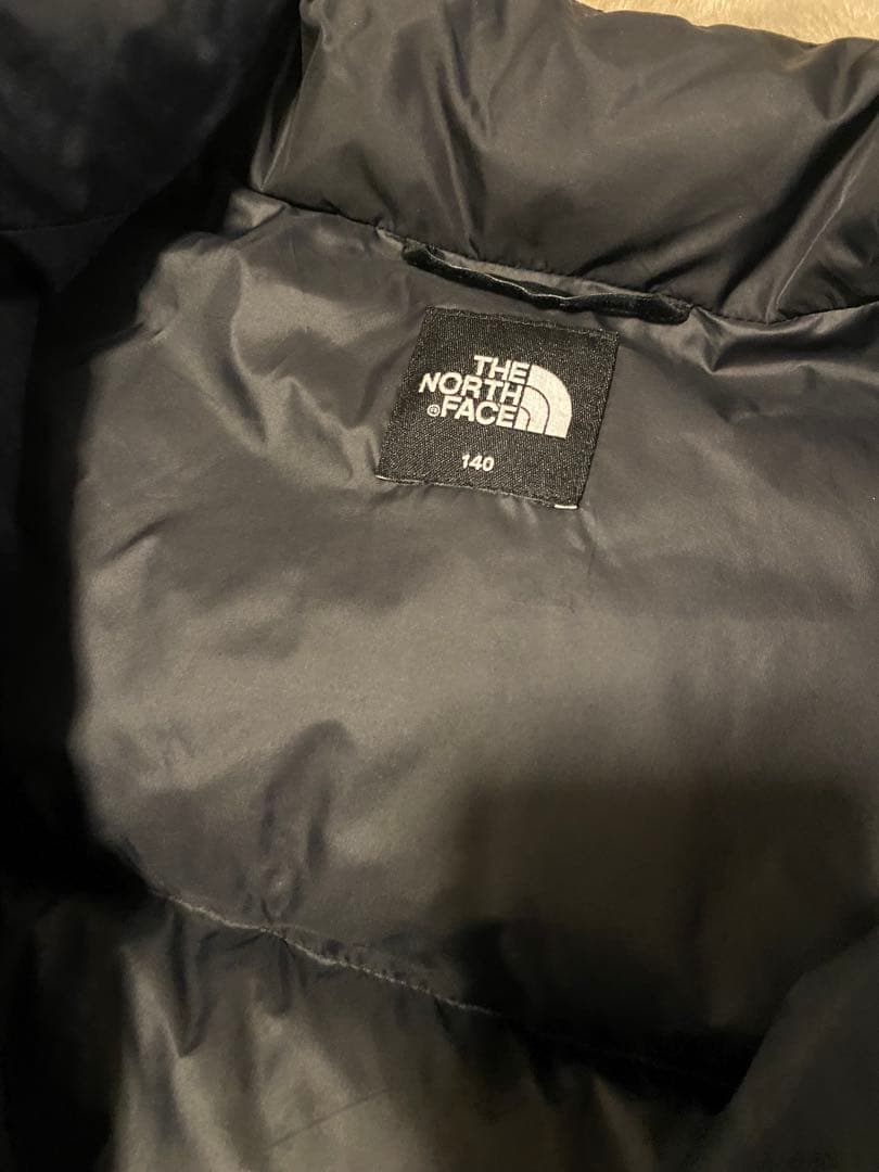 ノースフェイス ダウンジャケット　アウター　キッズ　子供　140