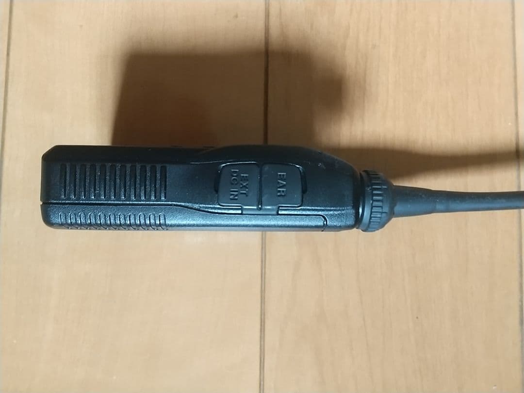 トランシーバー YAESU VX-3