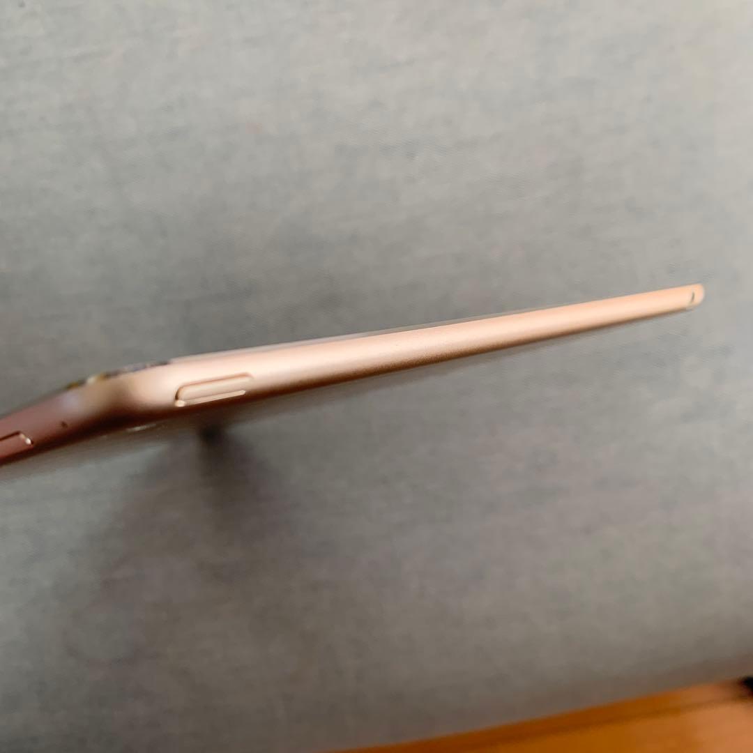 iPad Air2 第2世代 フリー16GB GOLD