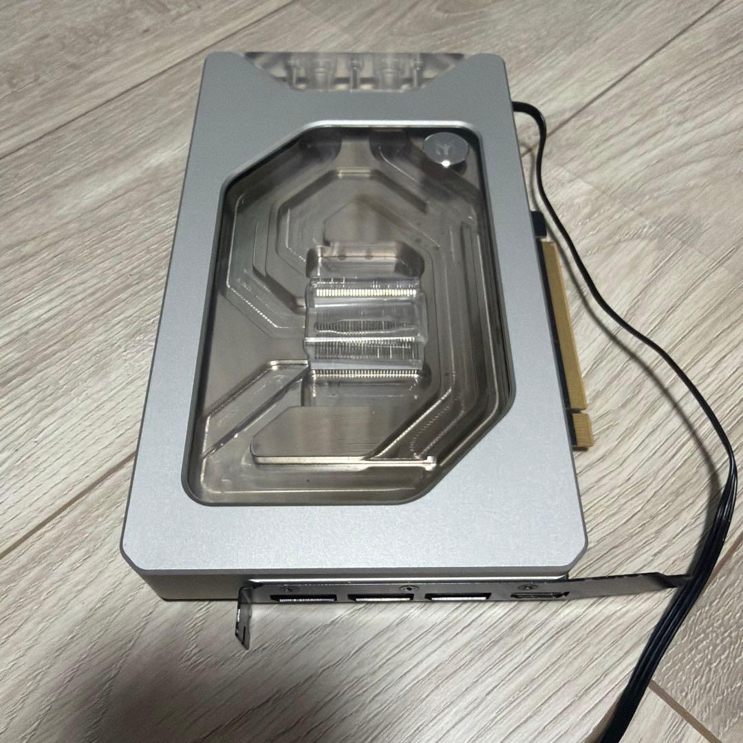 E*n様 NVIDIA RTX 3090 Ti Founders Edition