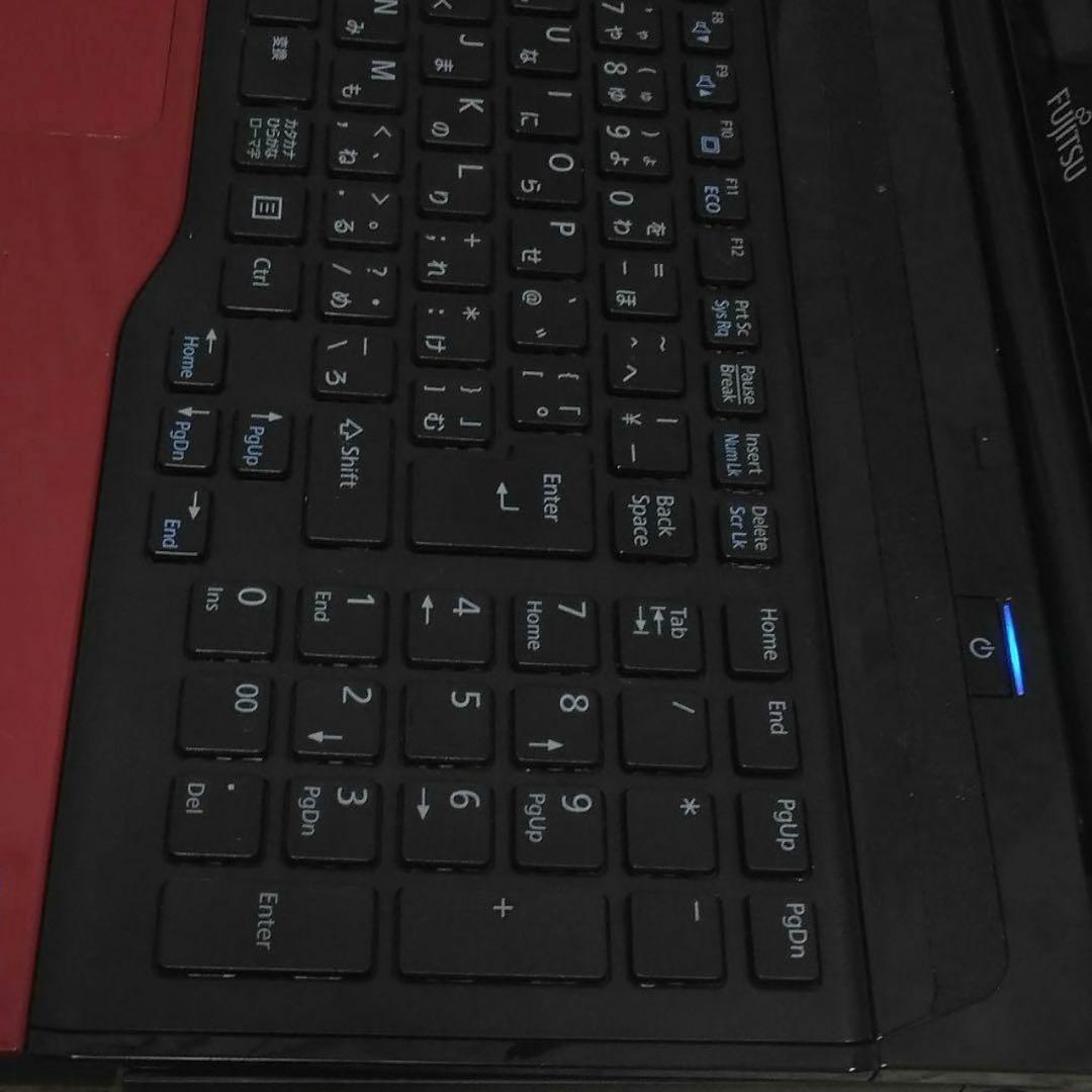 9月特価✨Windows11ノートパソコンすぐ使える初心者向け　大容量カメラ付き