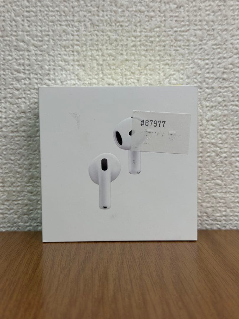 【美品】AirPods 4 ANC搭載モデル MXP93J/A Q2GQL
