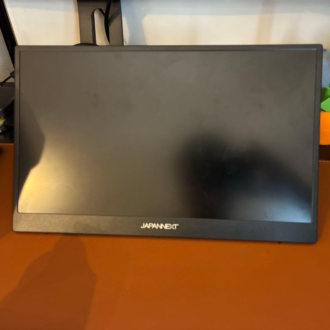 14.1型液晶モバイルモニター JAPAN NEXT製