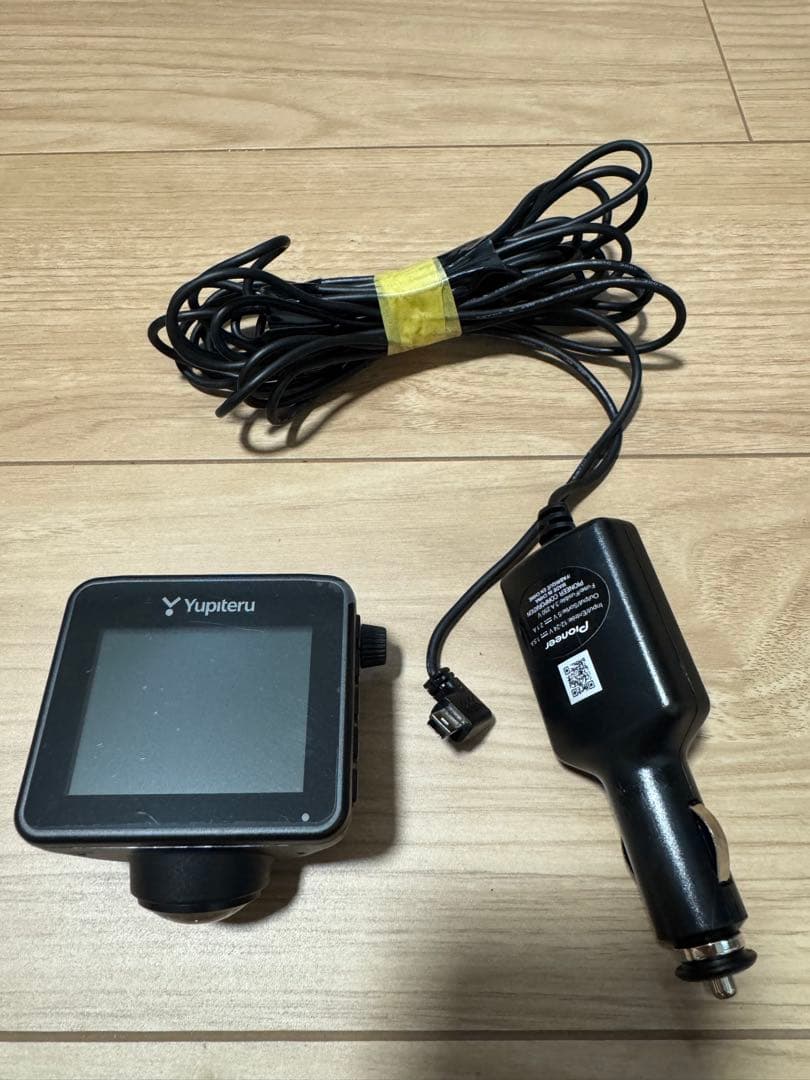 ユピテル Q-21 ドライブレコーダー 32GB SDカード付き 360度カメラ