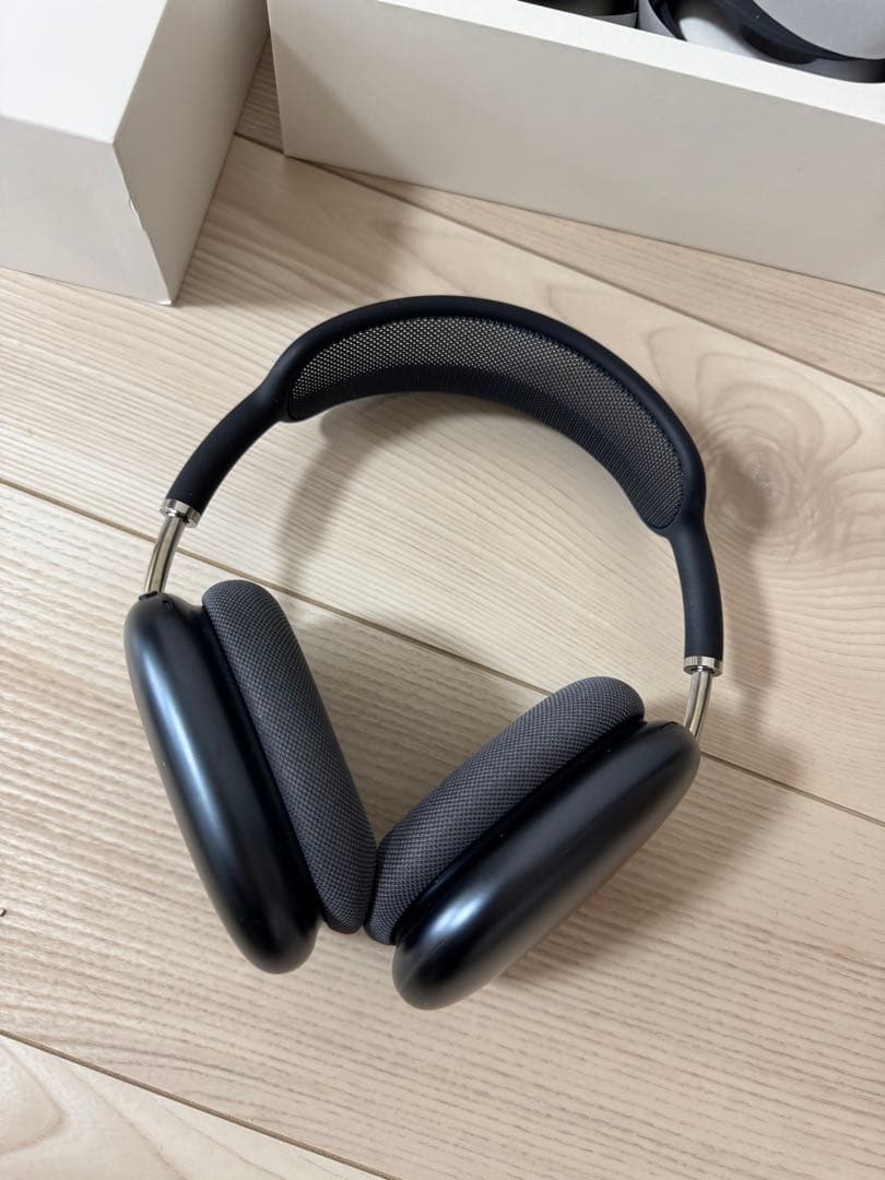 ヘッドホン AirPodsmax black