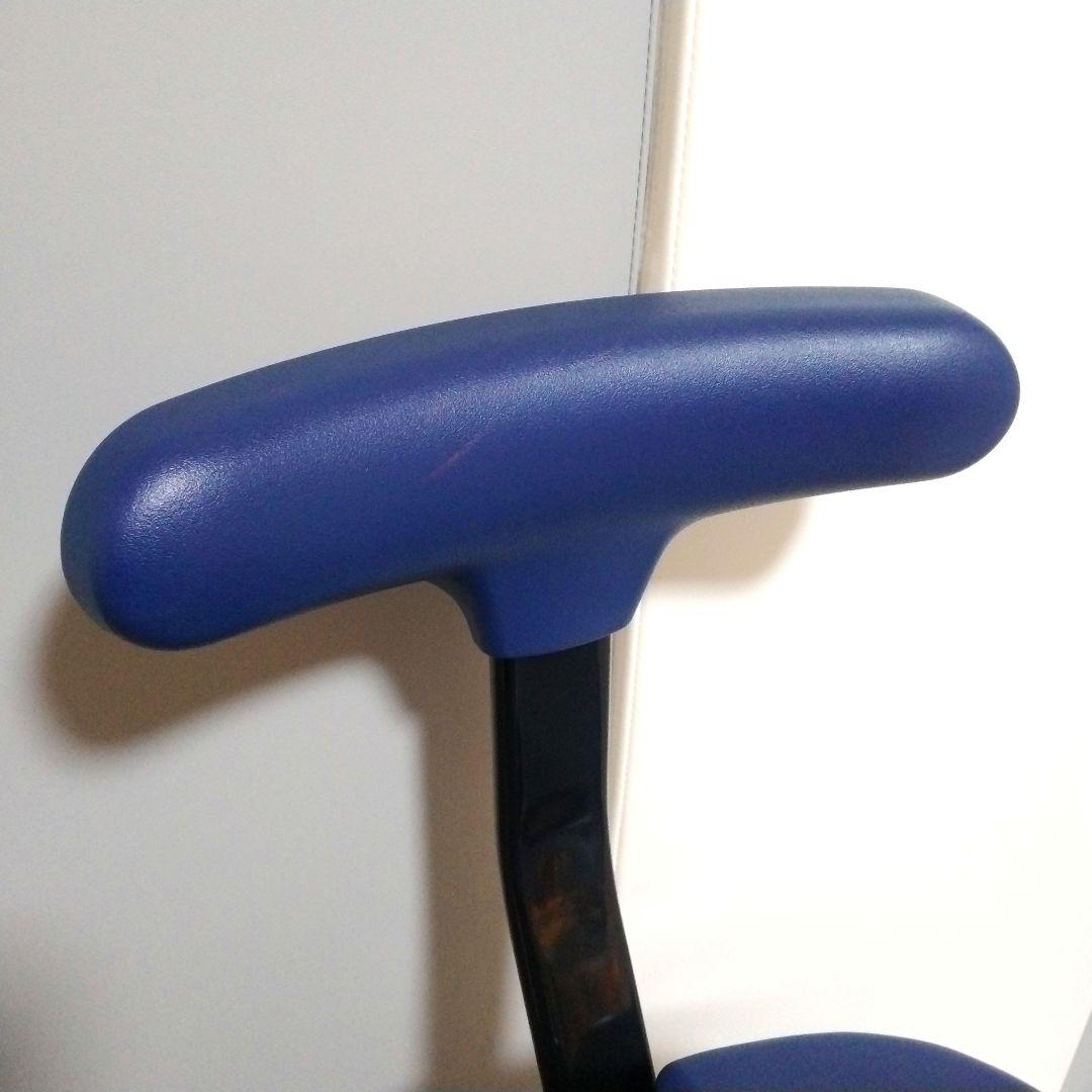 アーユルチェア ルナ 丸ベースタイプ 足置きリング付き ブルー