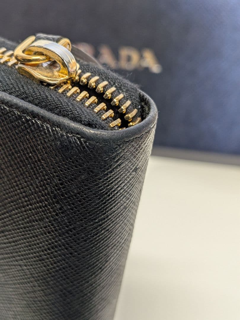 PRADA プラダ ロボット長財布PRADA サフィアーノ　ロボット