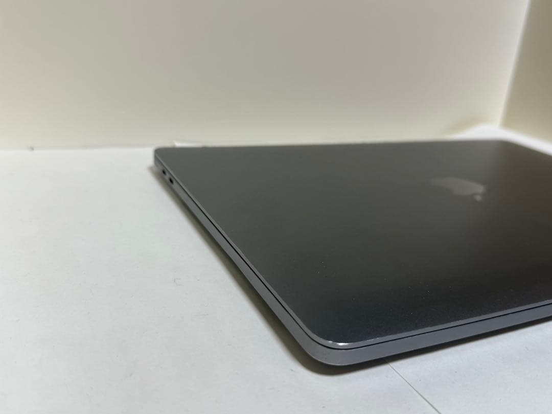 MacBook Pro 2020 13インチ i7 16GB 1TB Apple