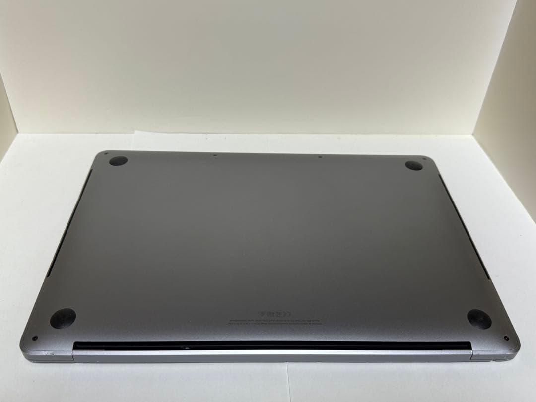MacBook Pro 2020 13インチ i7 16GB 1TB Apple