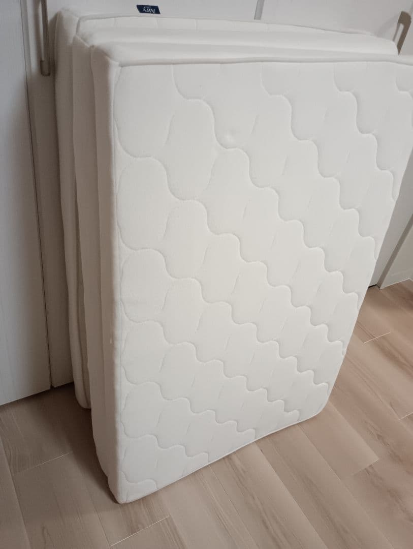 シングル　折りたたみマトレス　エアリー