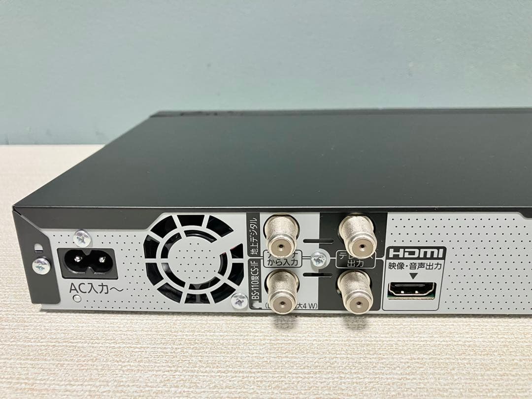 24年製☆Panasonic ブルーレイレコーダー 1TB DMR-2W102