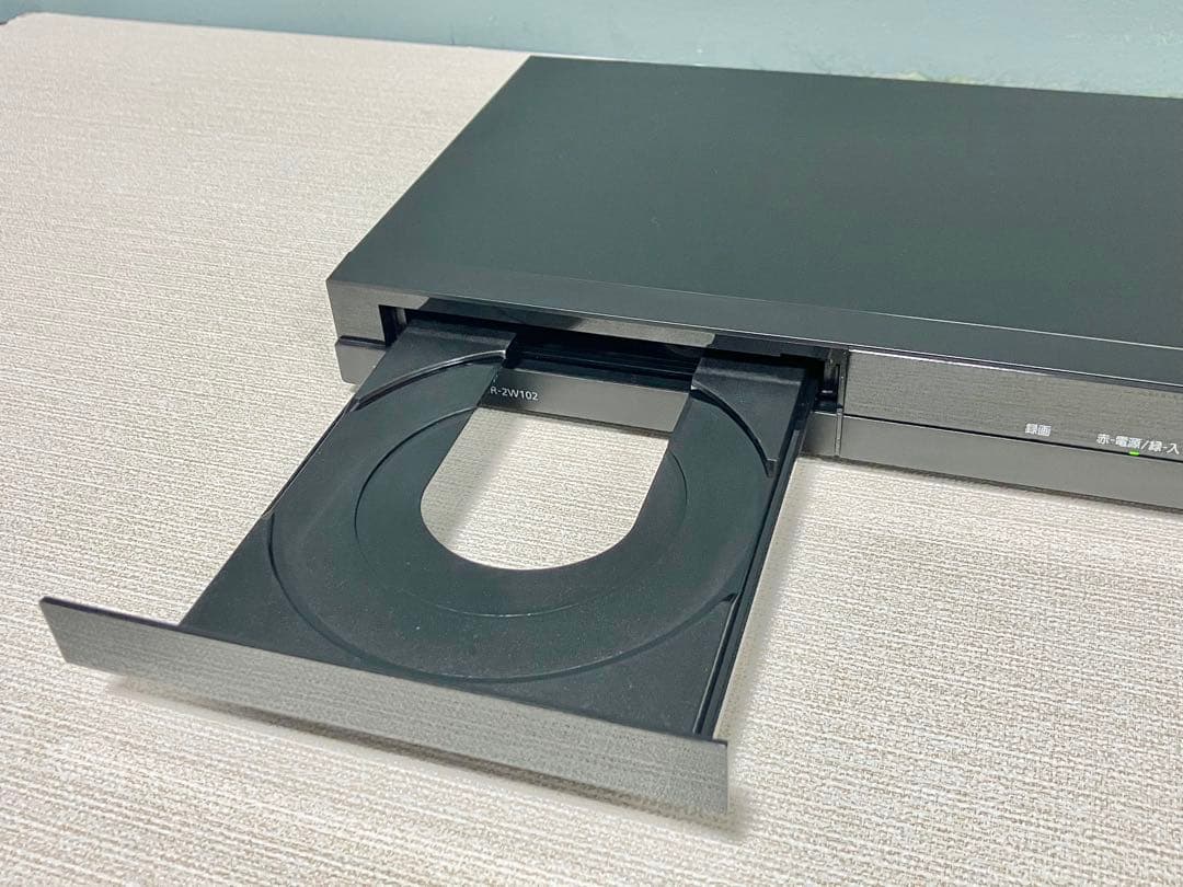 24年製☆Panasonic ブルーレイレコーダー 1TB DMR-2W102