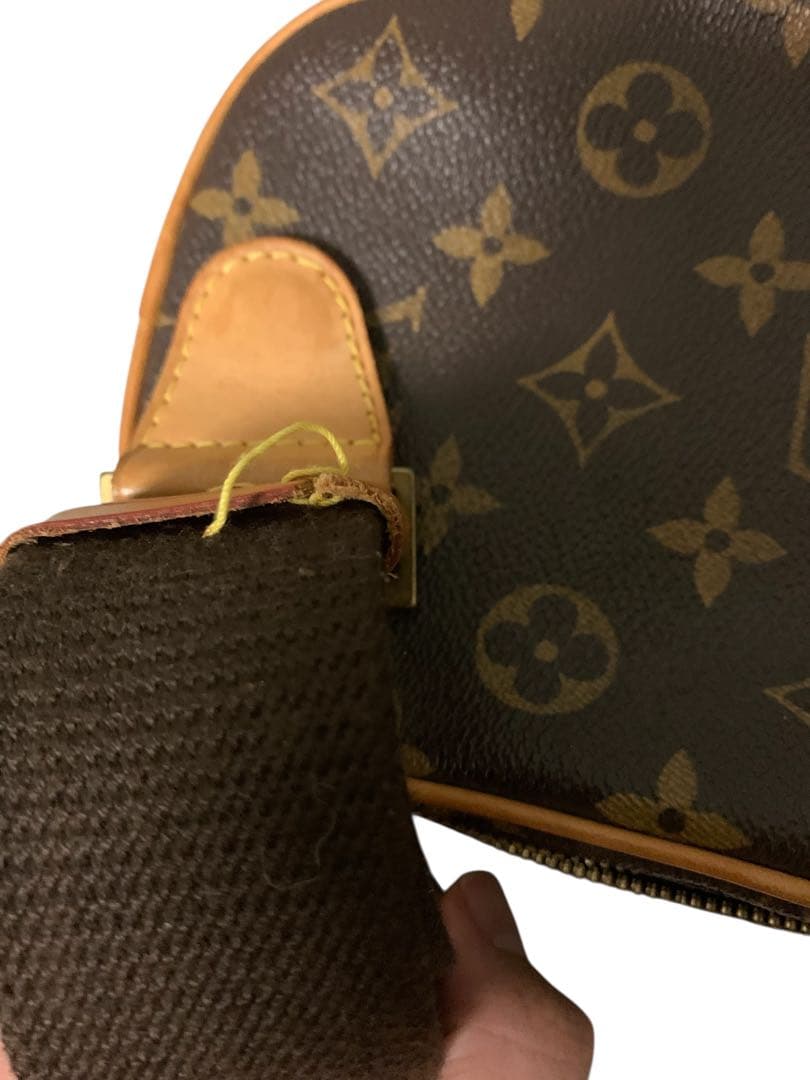 たえ、状態綺麗！Louis Vuitton モノグラム ボディバッグ