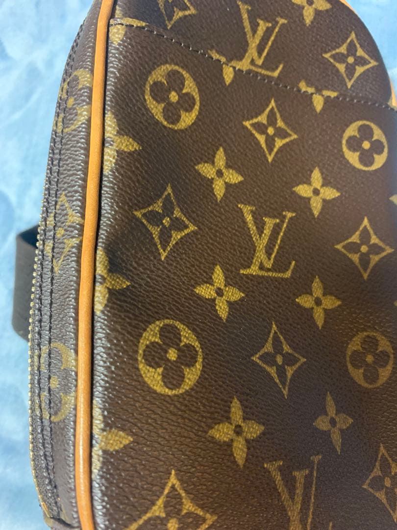 たえ、状態綺麗！Louis Vuitton モノグラム ボディバッグ