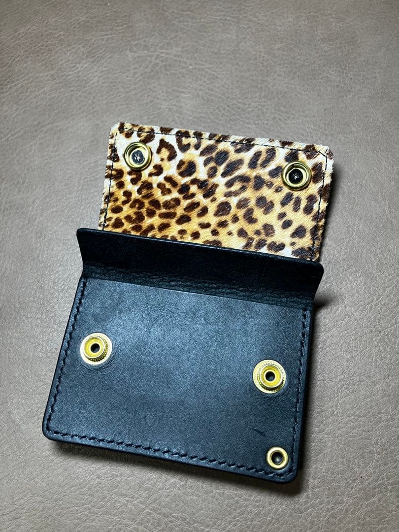 トラッカーウォレット ショート 3層 真鍮 豹柄 ハラコ