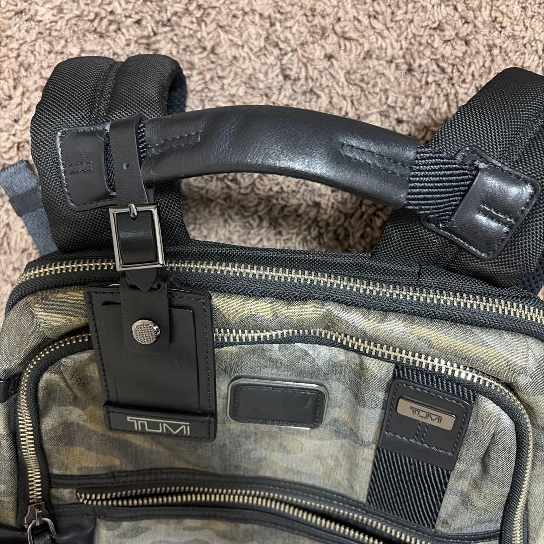 TUMI 迷彩デザイン リュック