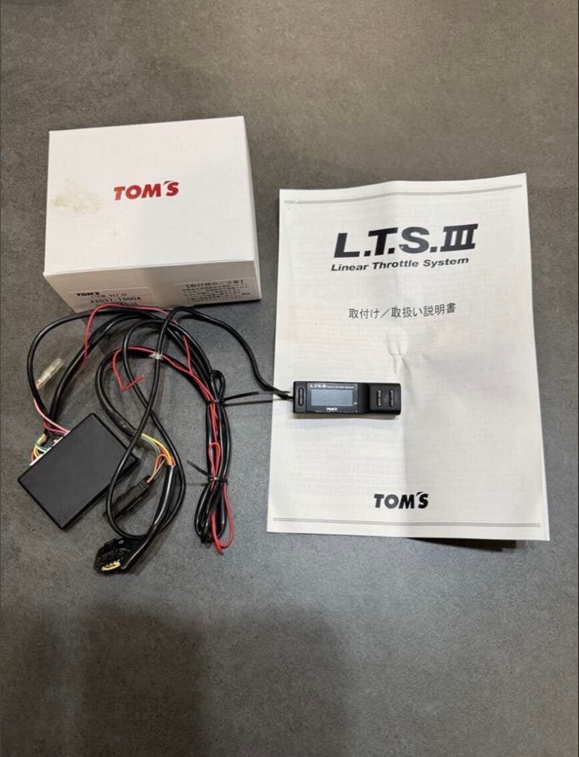 TOM'S スロットルコントローラ