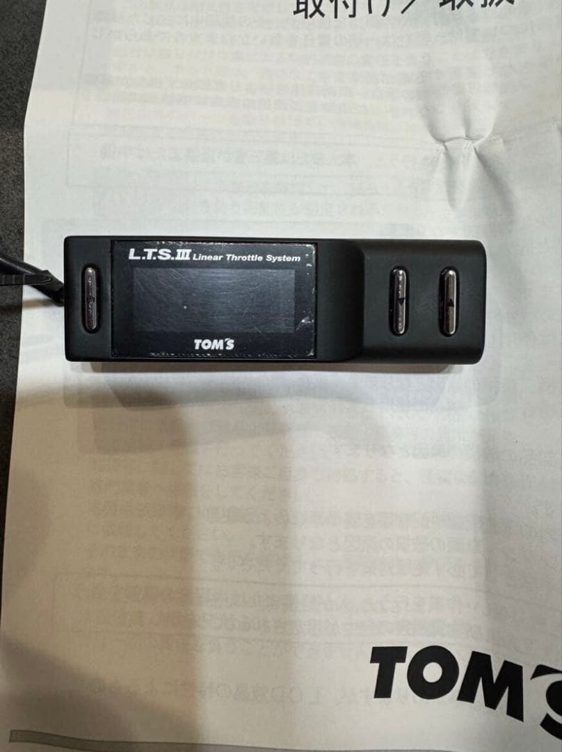 TOM'S スロットルコントローラ