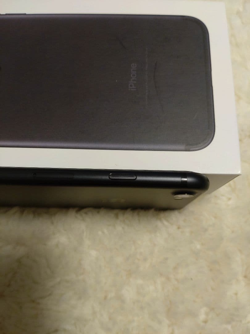 iPhone7 32GB ブラック simフリー 美品 バッテリー95%
