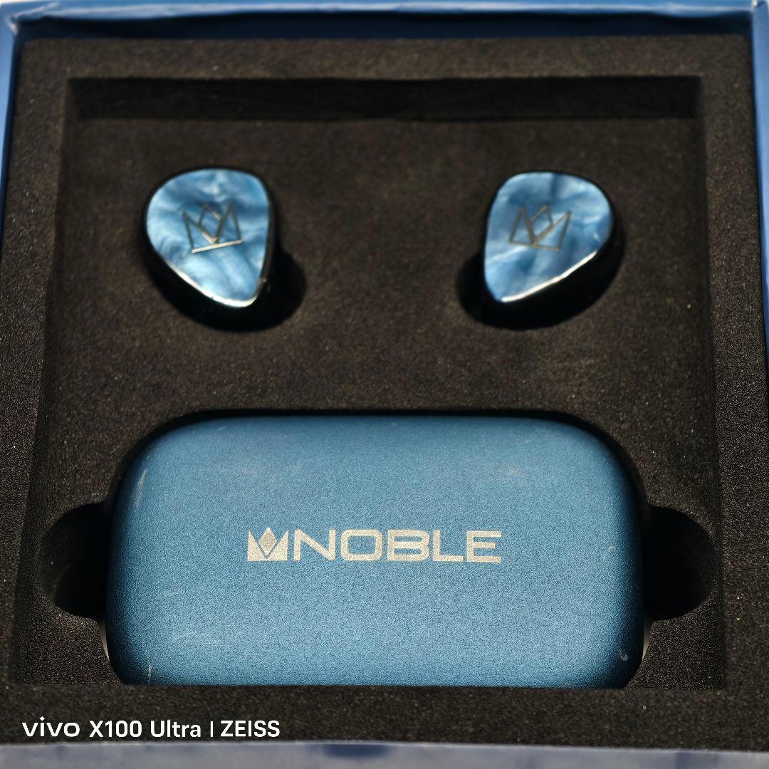 イヤホン Noble FoKus PRO