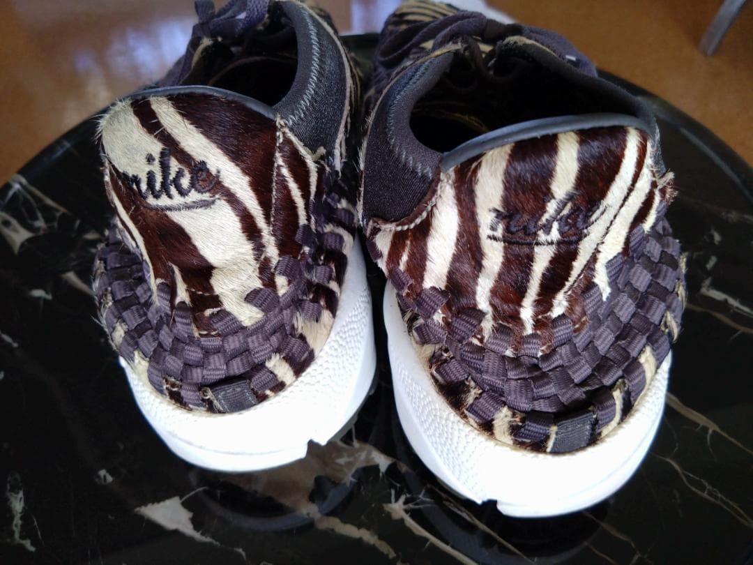 超激レア【NIKE】エアフットスケープウーブン ゼブラ柄ハラコレザースニーカー