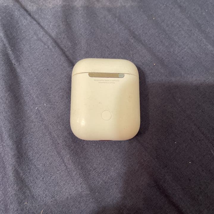 Apple AirPods 第二世代