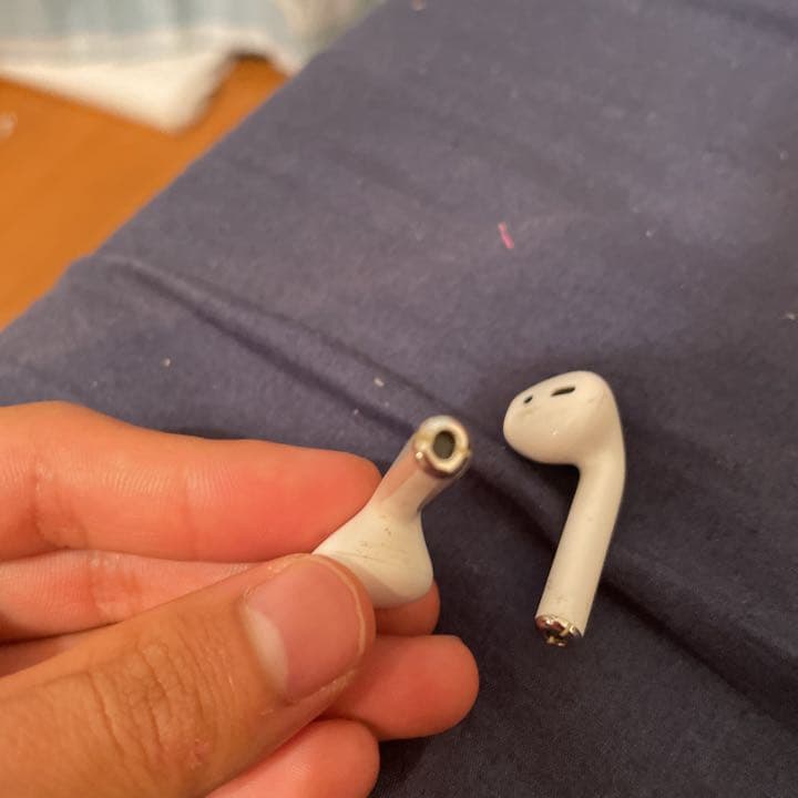 Apple AirPods 第二世代