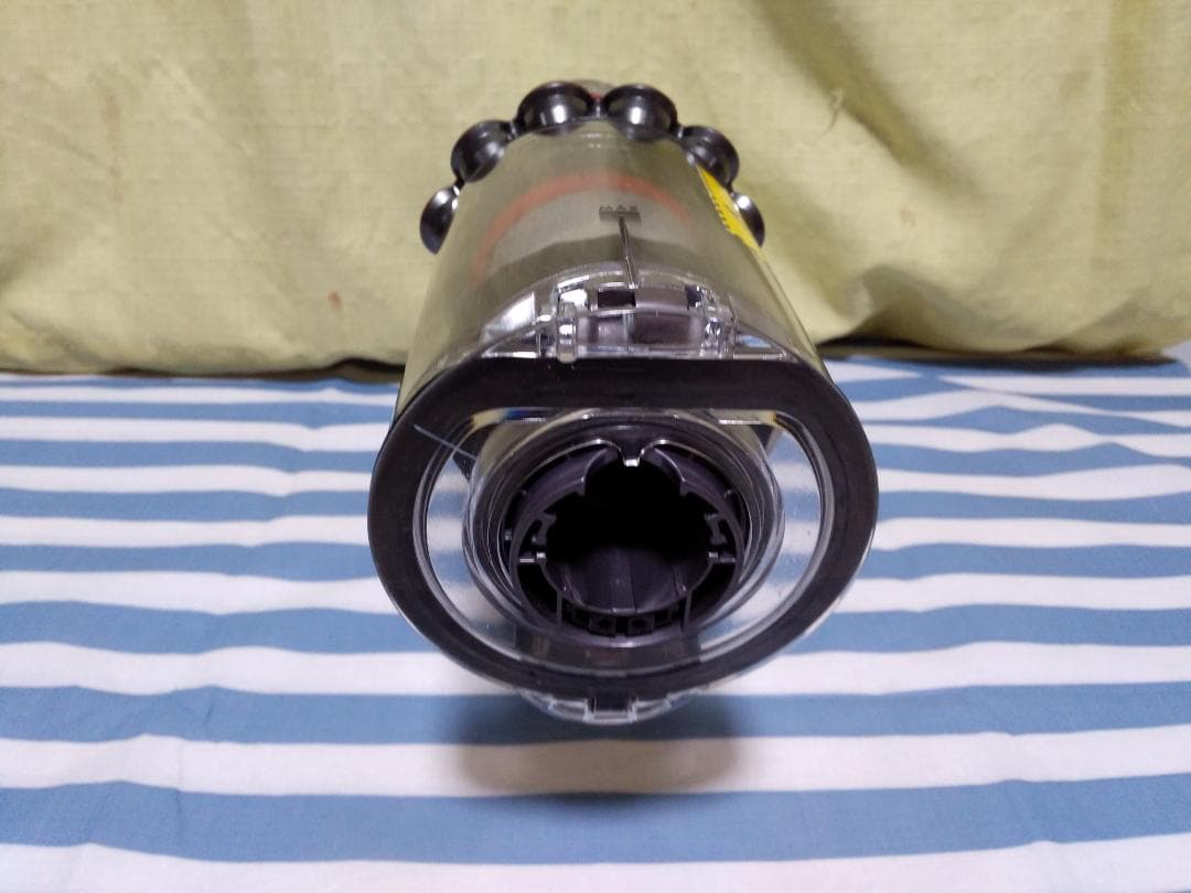 多紡垢さん専用ダイソン　掃除機　SV12　分解清掃済スタンド付き　⑩