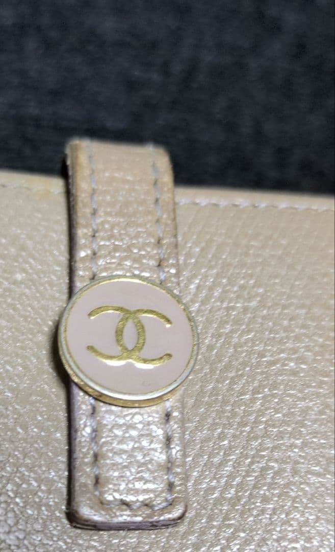 CHANEL ココボタン　長財布