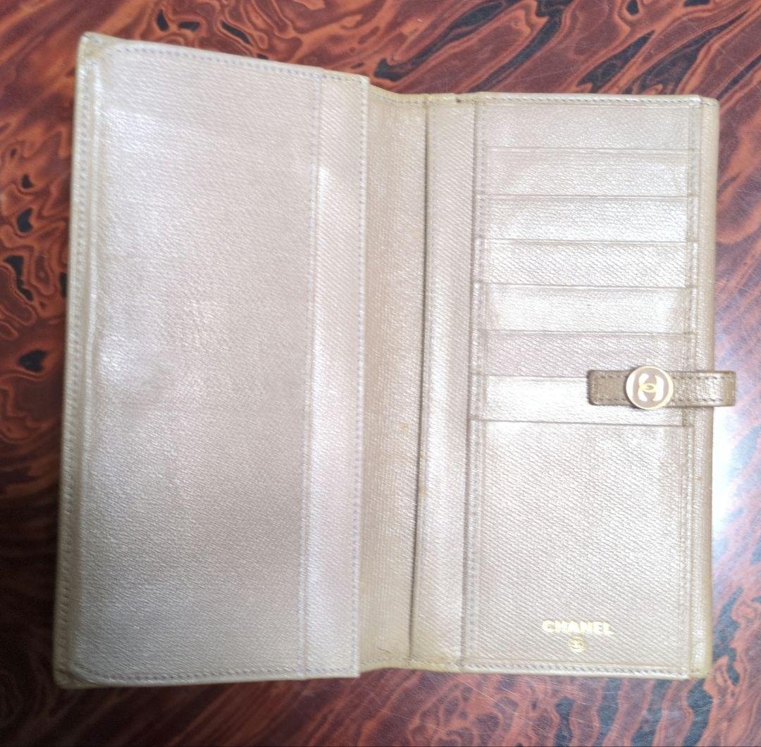 CHANEL ココボタン　長財布
