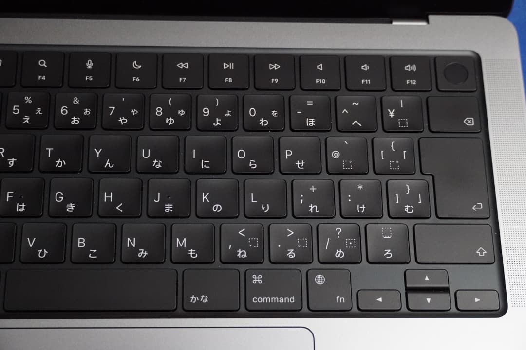 【月末限定値下中】MacBook PRO 16GB 512GB A2442