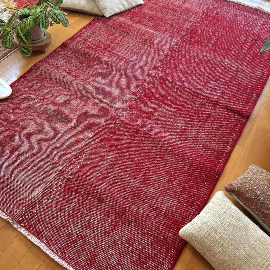 121×205 レッドオーバーダイ　ワンカラーラグ　トルコヴィンテージラグ