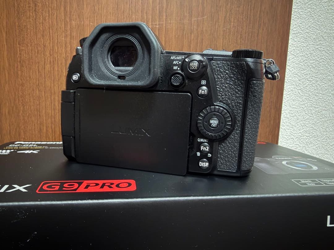LUMIX G9 PRO 純正バッテリーグリップ・バッテリー付