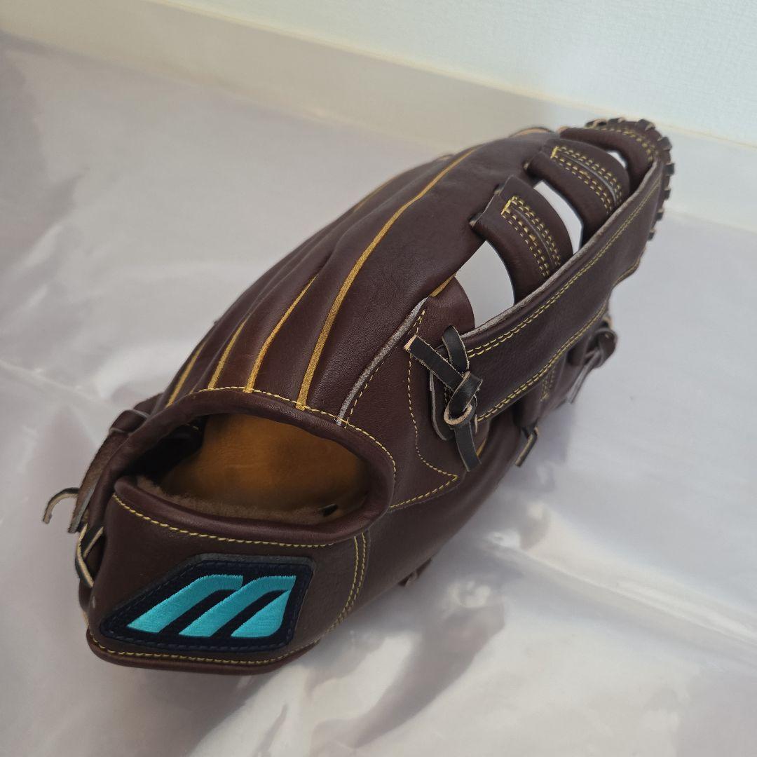 ミズノ BUW LEAGUE 硬式外野手グローブ レザー　右投げ