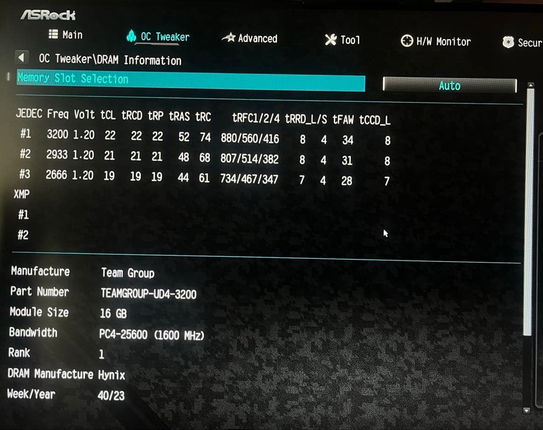 【動作確認済】TEAM DDR4 3200MHz 16GB ×1 メモリ