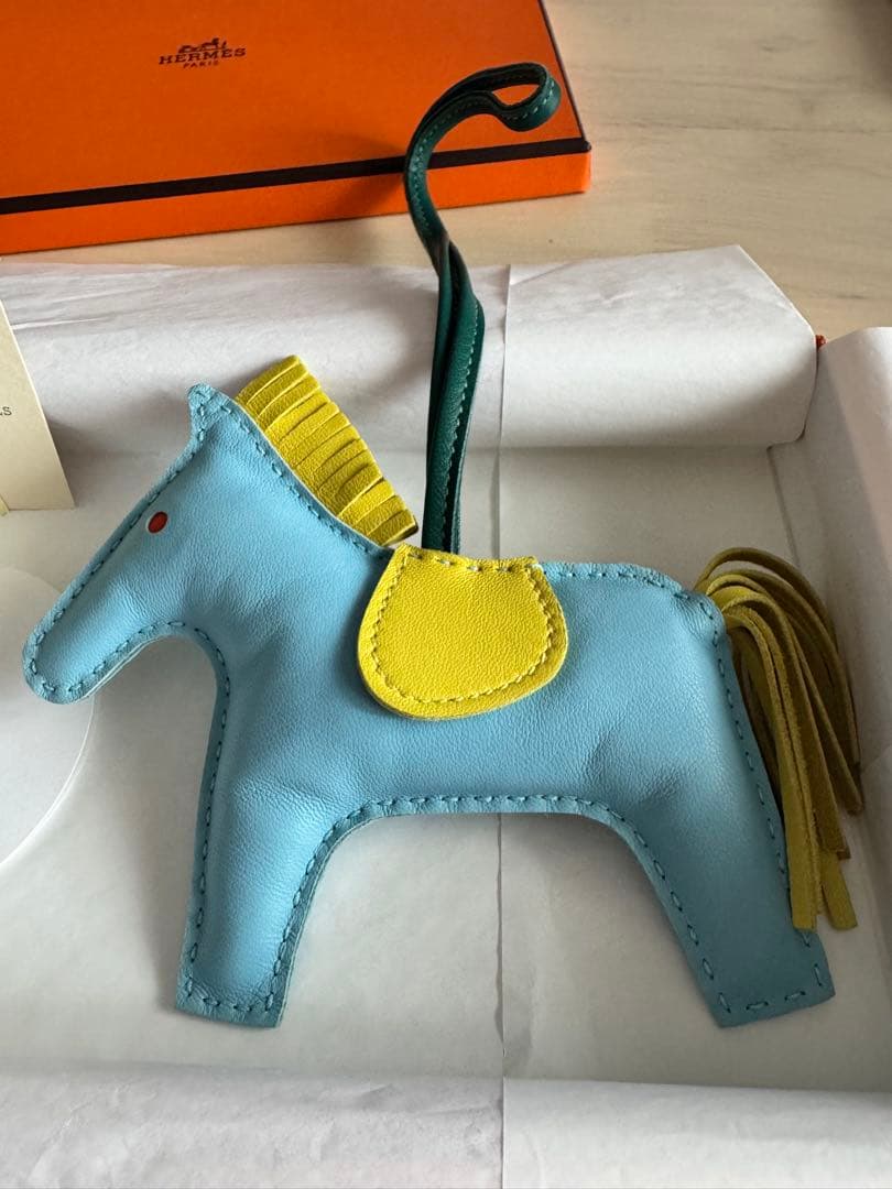 HERMES 人気　ロデオチャーム　MM セレスト×ライム×マレ
